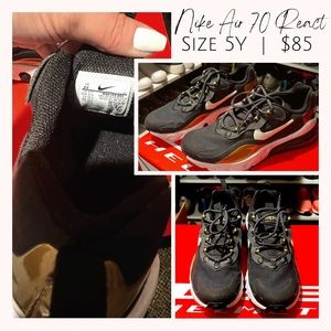 Nike Sneakers Size 5Y